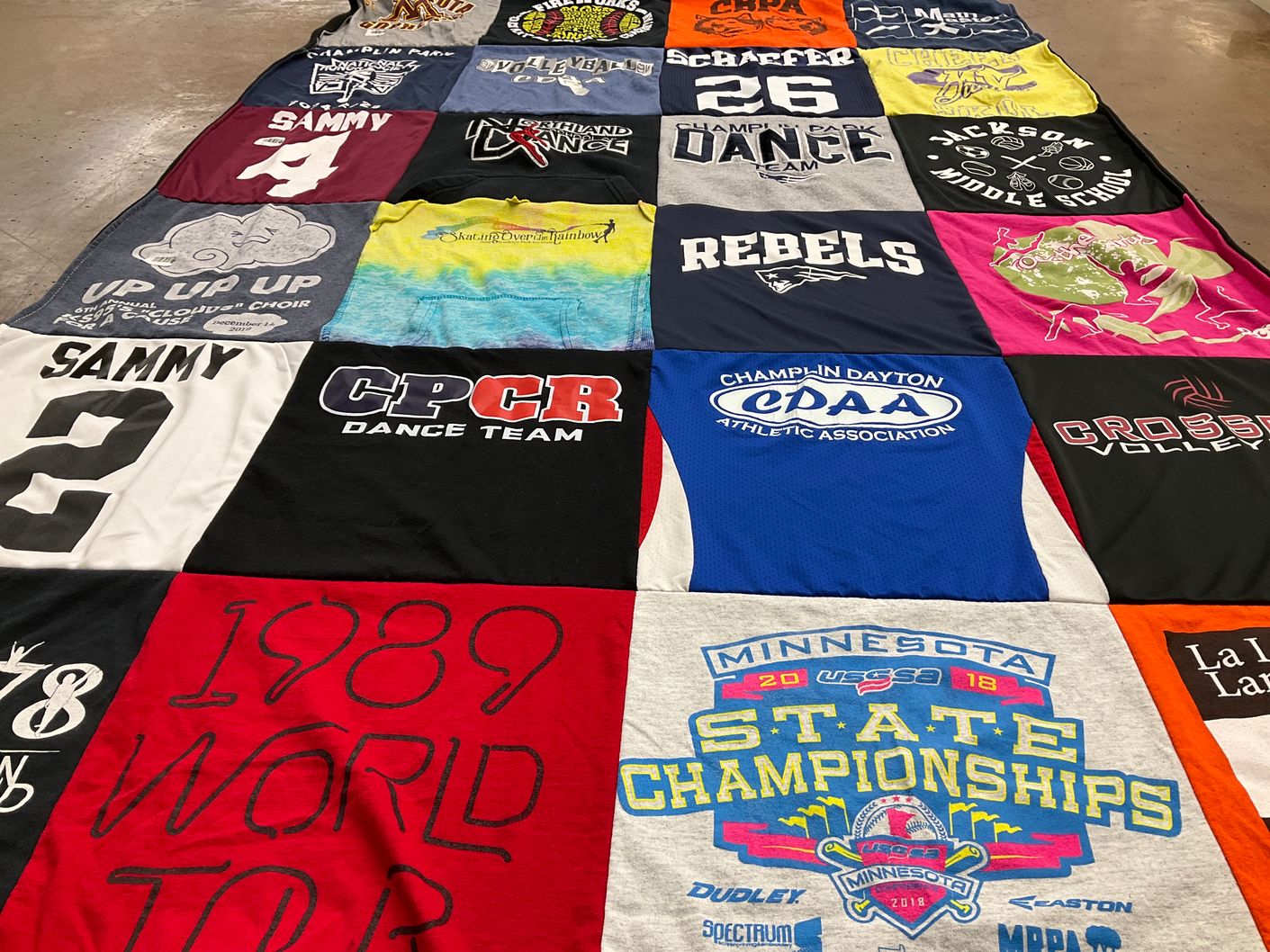 T-shirt quilt from jackson middle school by Andi from MN