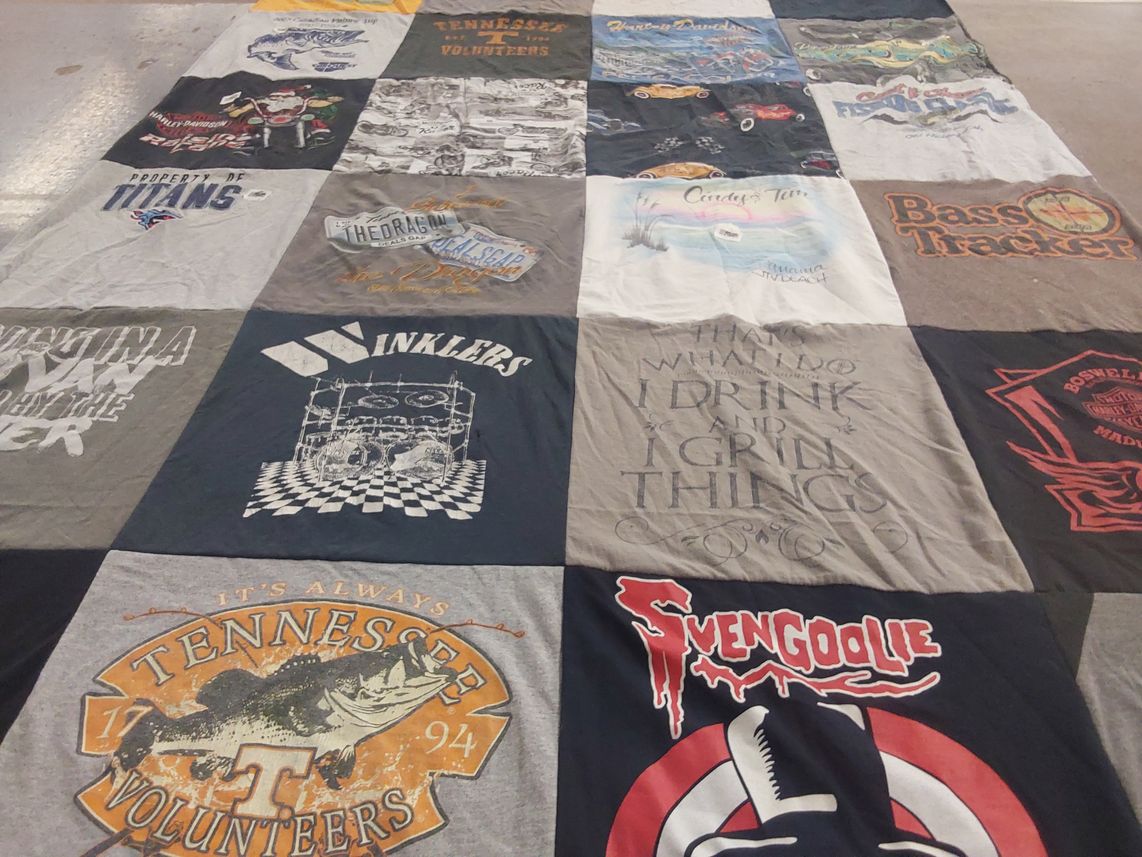 T-shirt quilt featuring tennessee volunteers by Cindy from TN