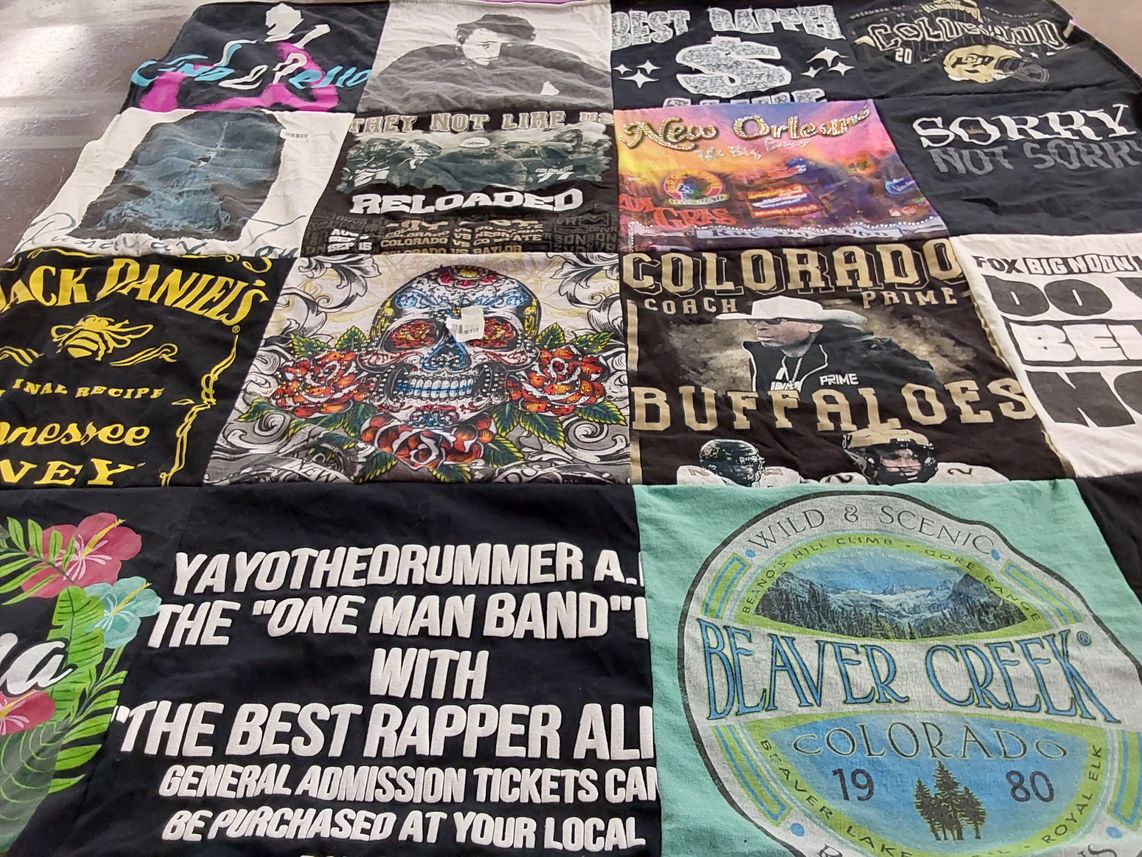 T-shirt quilt featuring buffaloes by Susan from CO