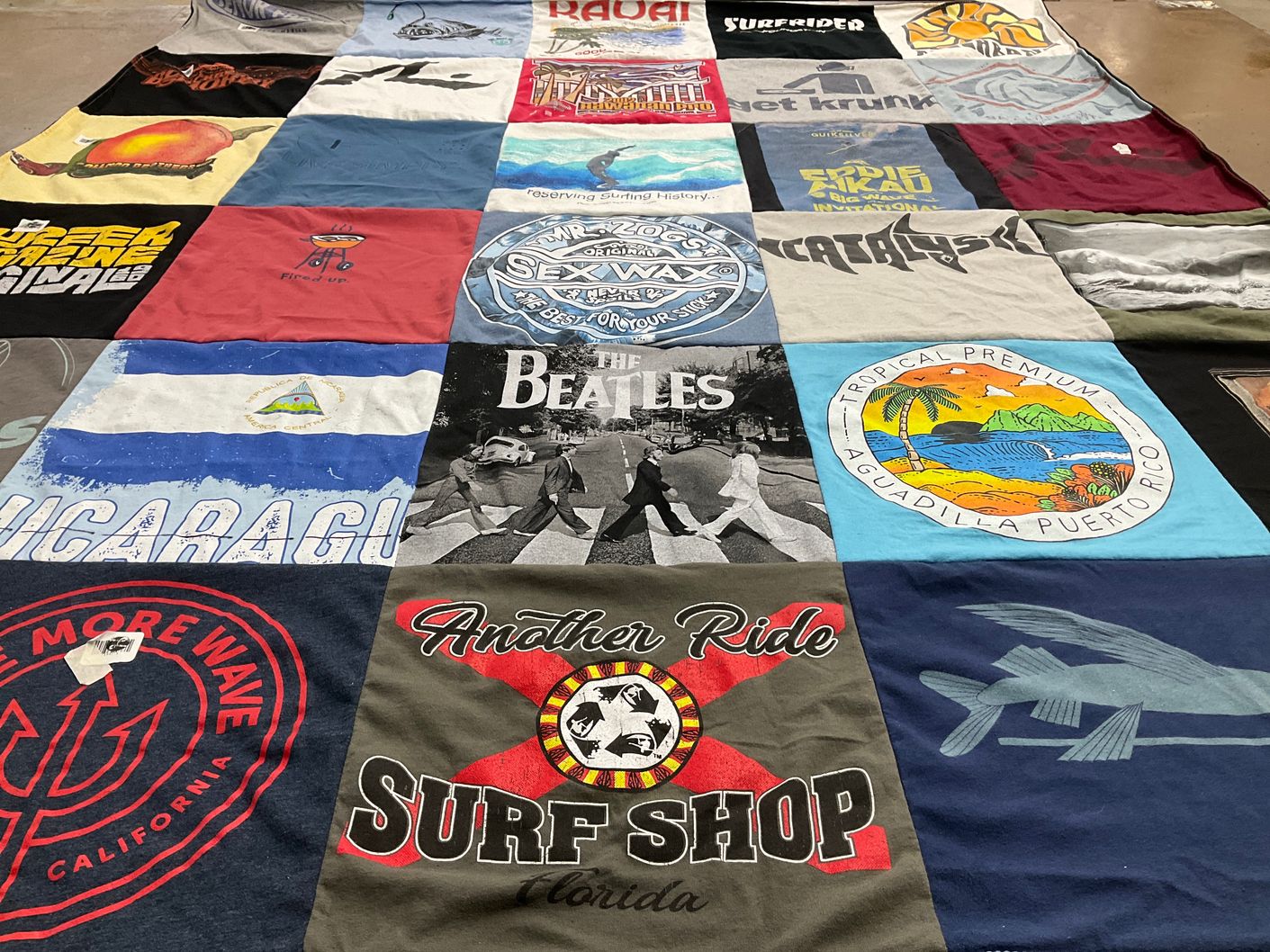 T-shirt quilt with surfing themes by Al from FL