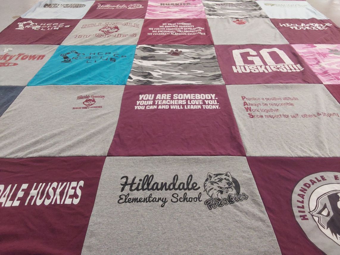 T-shirt quilt featuring hillandale huskies by Rebecca from NC