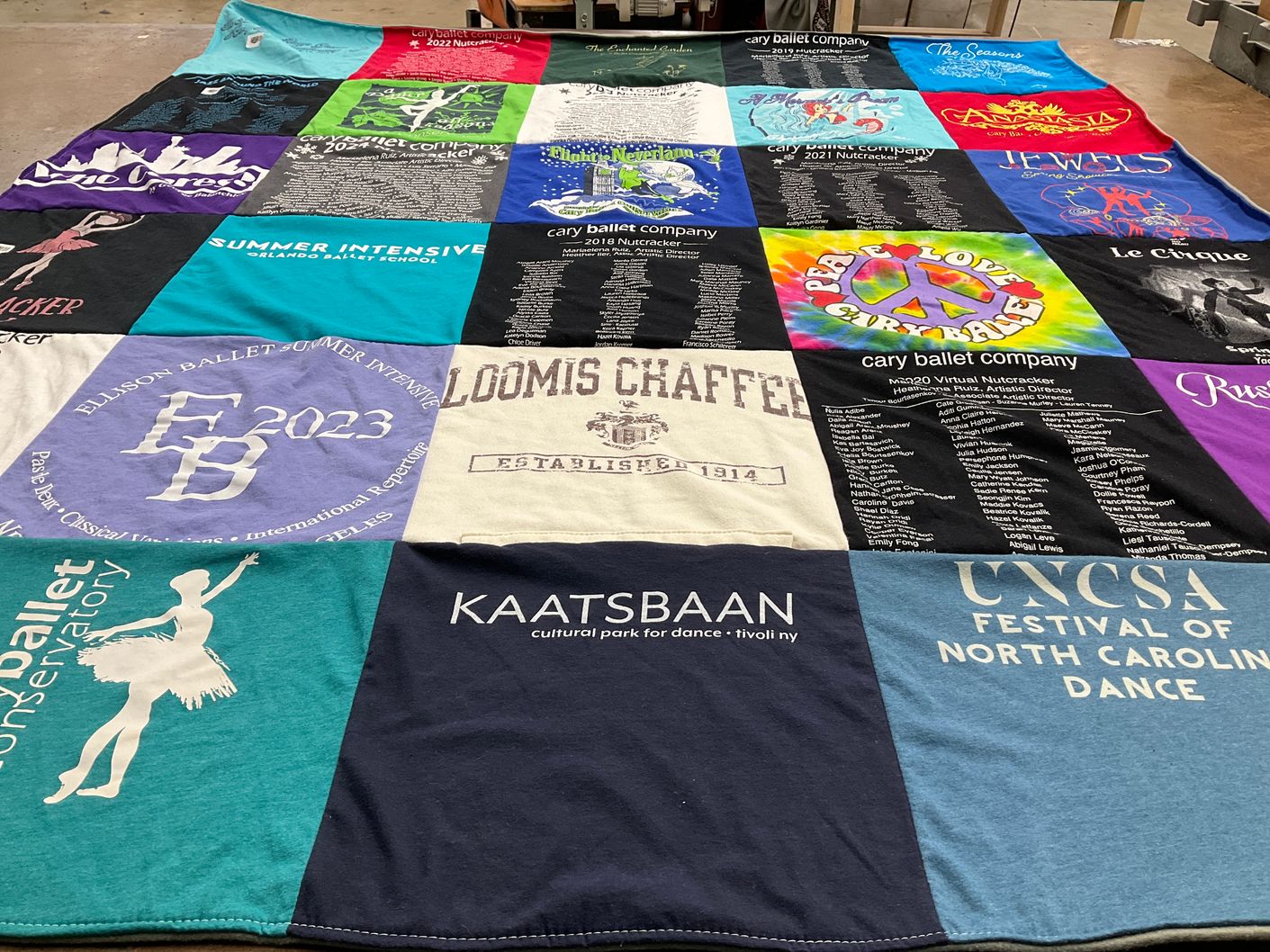 T-shirt quilt from loomis chaffee school by Amy from NC