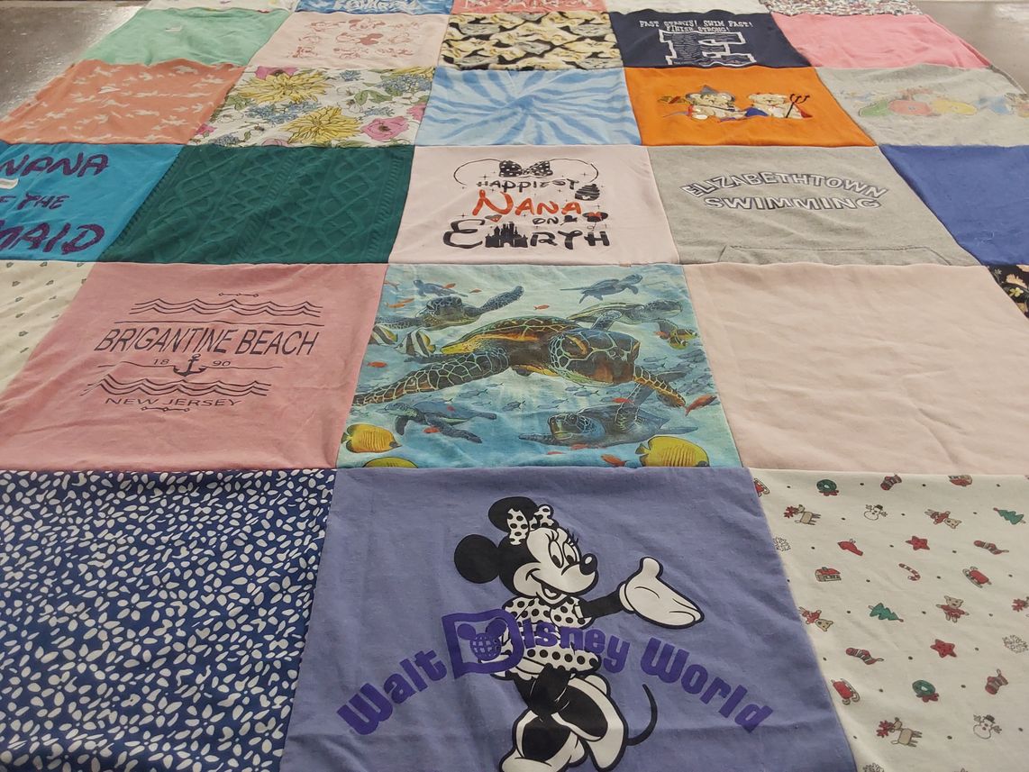 T-shirt quilt from elizabethtown college by Stephanie from NJ