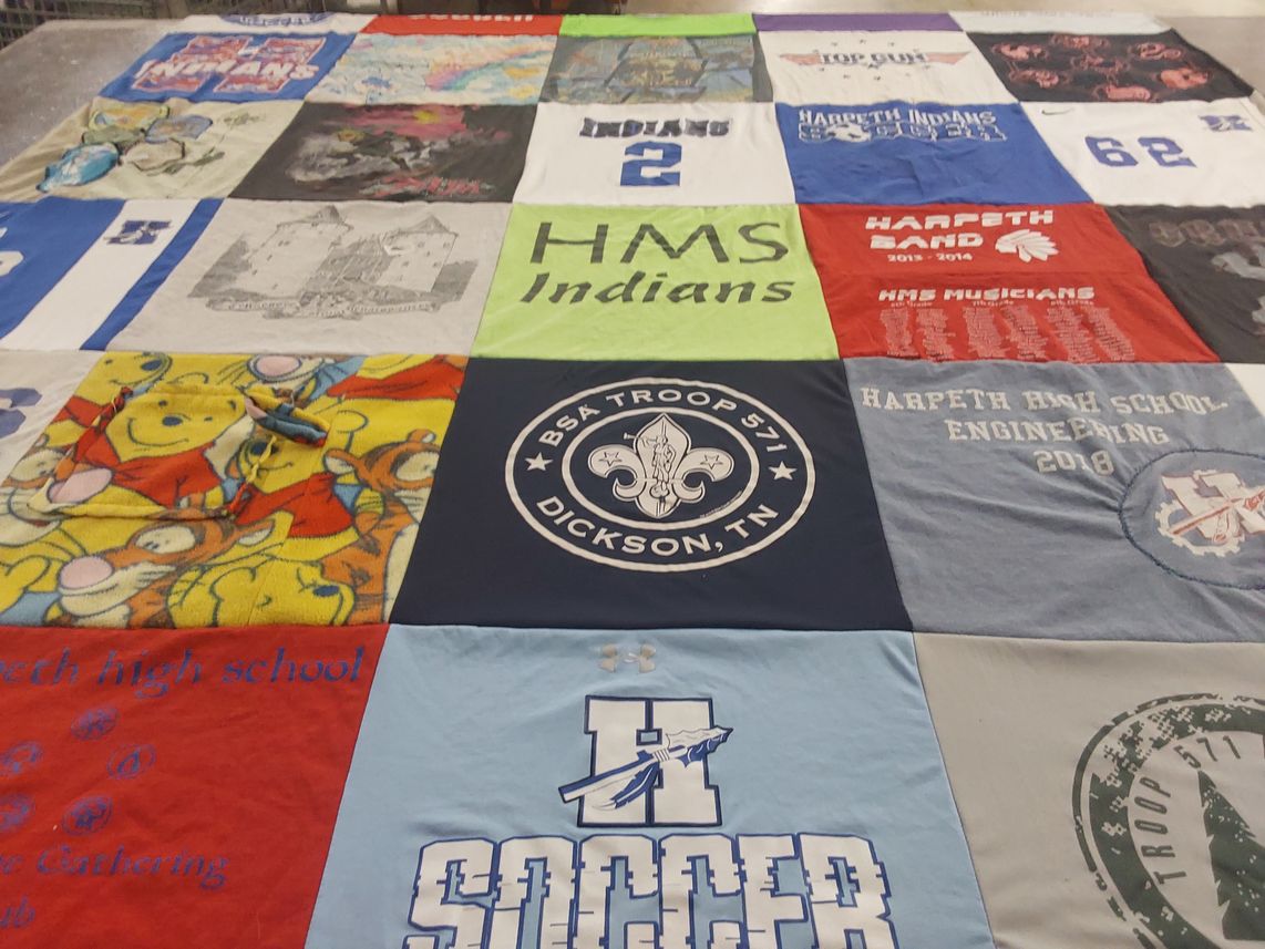 T-shirt quilt from harpeth high school by Liesl from TN