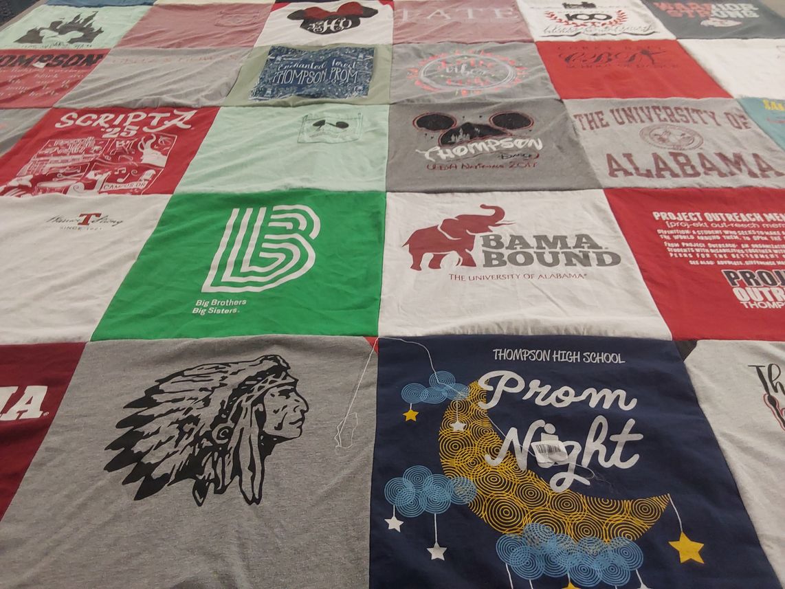 T-shirt quilt from thompson high school, the university of alabama by Melissa from AL