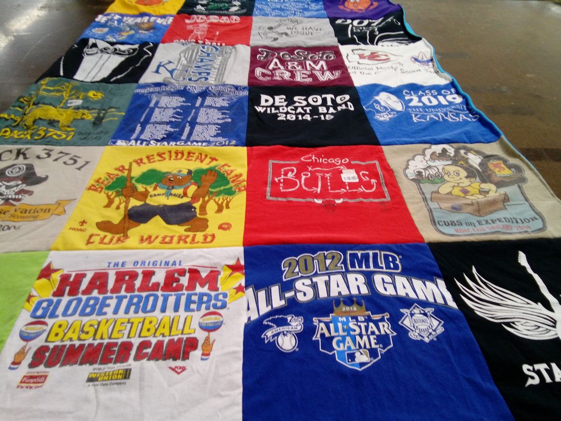 T-shirt quilt featuring chicago cubs by Steven from KS