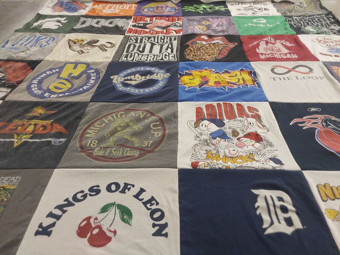 T-shirt quilt featuring detroit tigers by Payton from MI