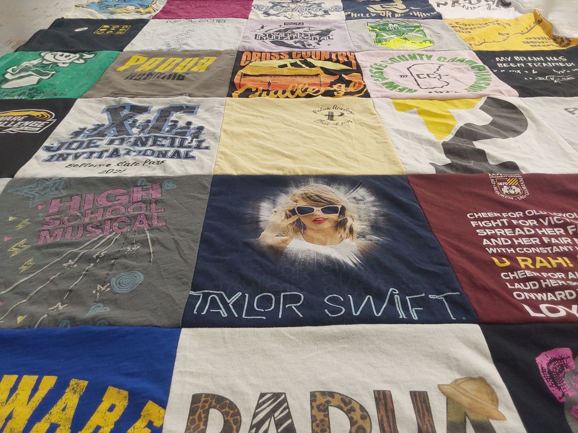 T-shirt quilt from bellvue state park by Lynne from DE