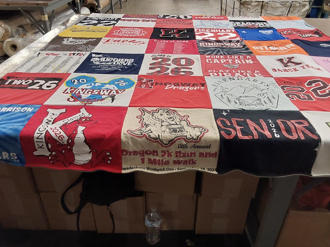 T-shirt quilt featuring kingsway dragons by Erich from NJ