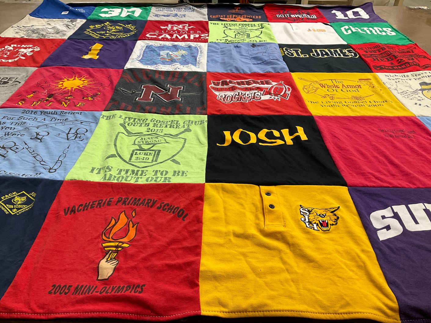 T-shirt quilt from vacherie primary school by Bedar from LA