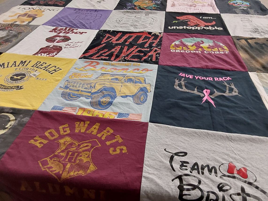 T-shirt quilt from hogwarts school of witchcraft and wizardry by MacKenzie from OR