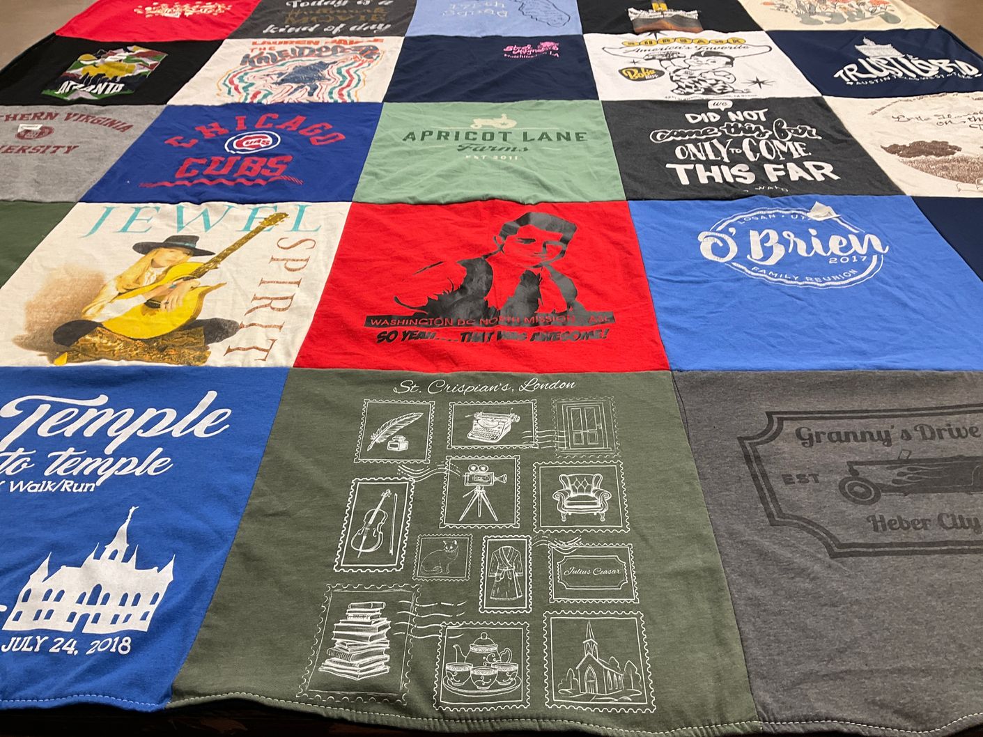 T-shirt quilt featuring chicago cubs by Patricia from TX