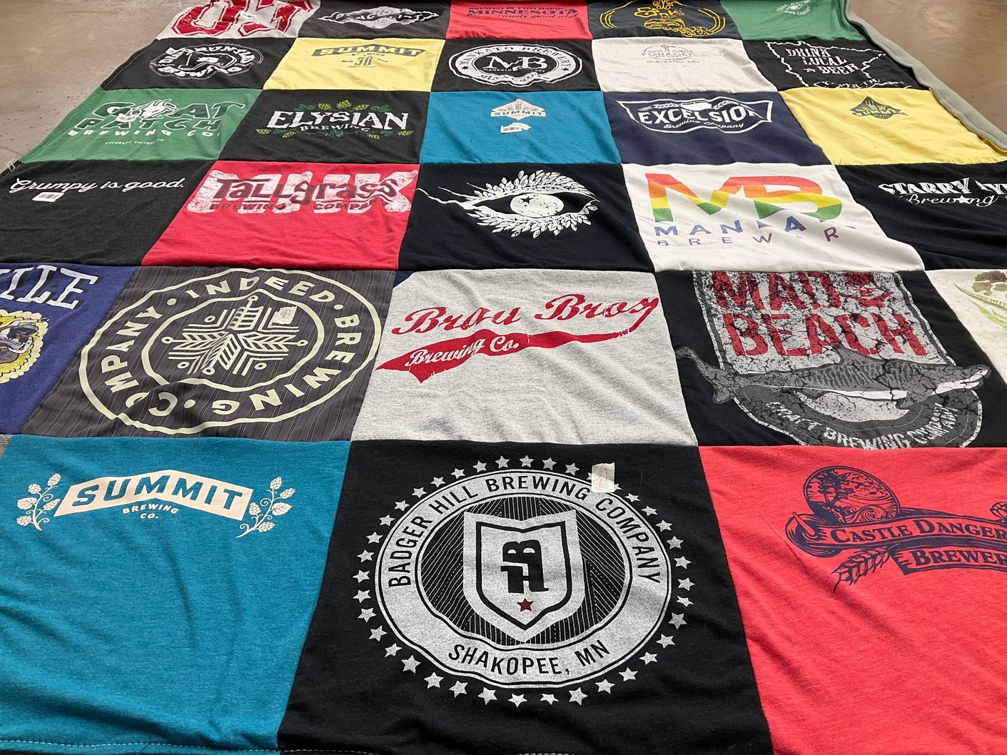 T-shirt quilt with brewing, craft beer themes by Beth from MN