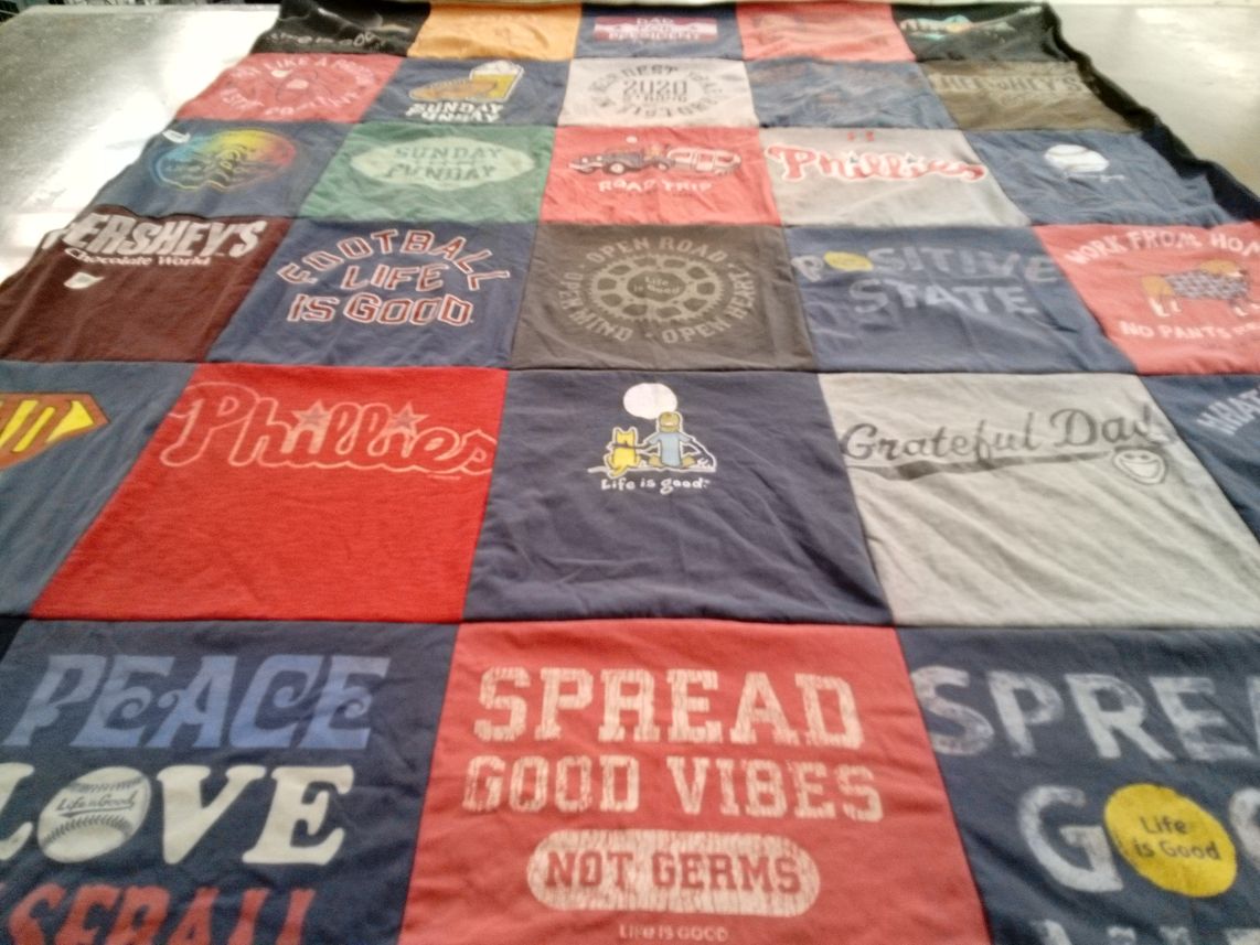 T-shirt quilt featuring philadelphia phillies by Taylor from CA