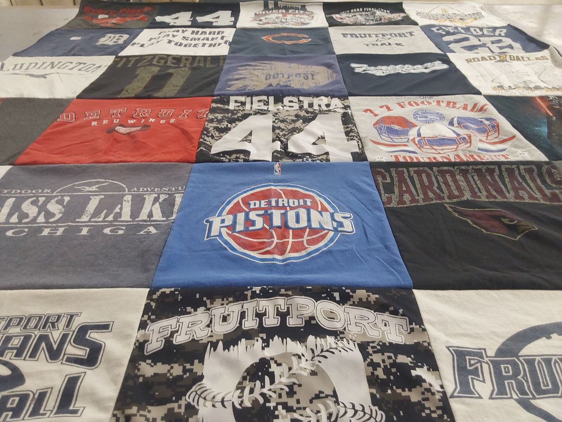 T-shirt quilt featuring detroit pistons, arizona cardinals by Sandra from MI