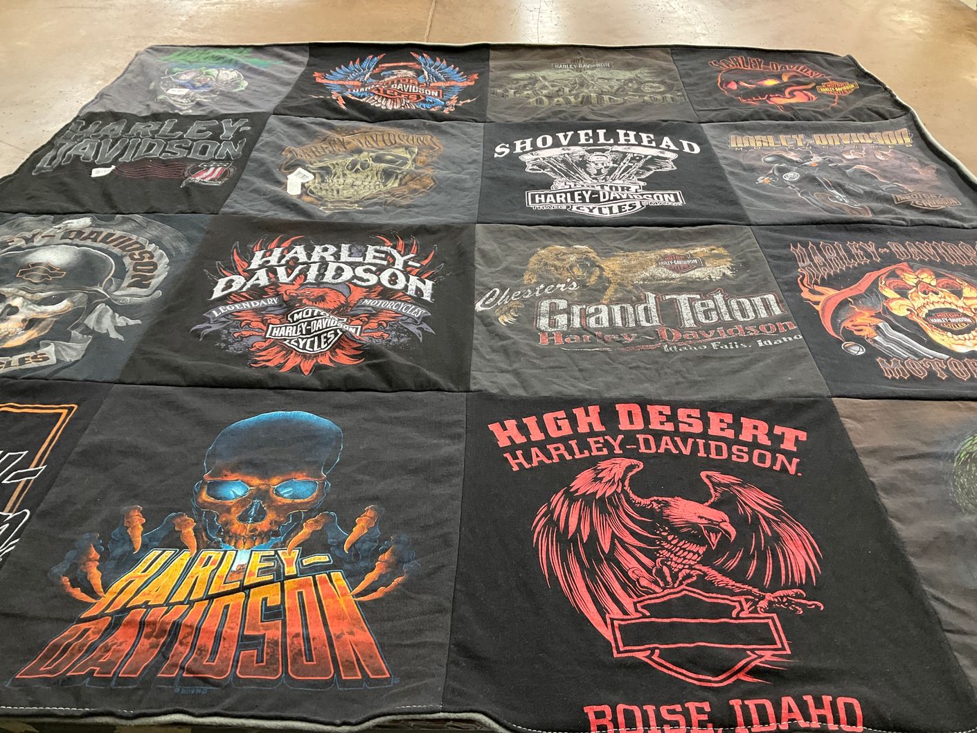 T-shirt quilt with motorcycles themes by Jessica from ID