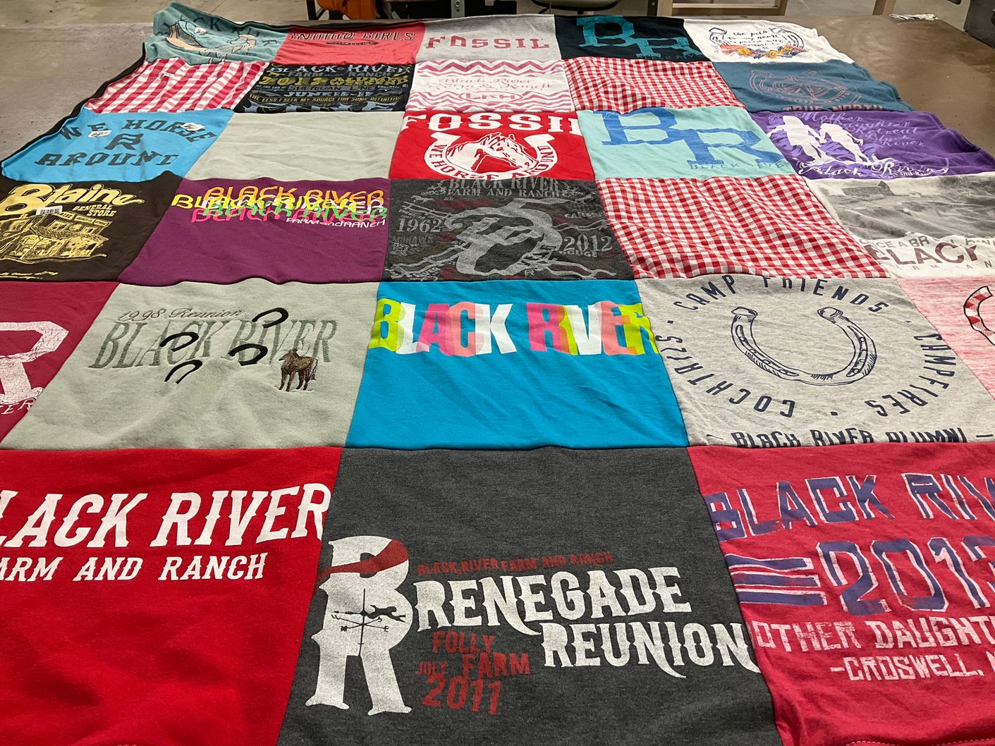 T-shirt quilt with camping, family reunions themes by Shanbon from GA