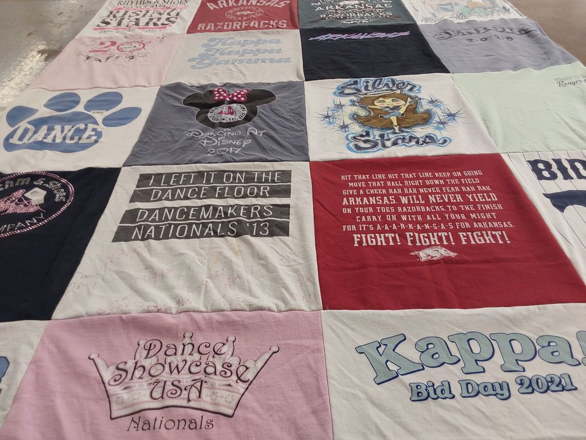 T-shirt quilt featuring arkansas razorbacks by Michelle from AR