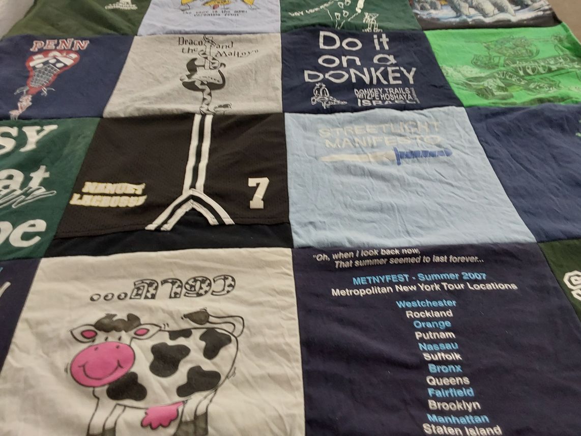 T-shirt quilt from university of pennsylvania by Amy from MA