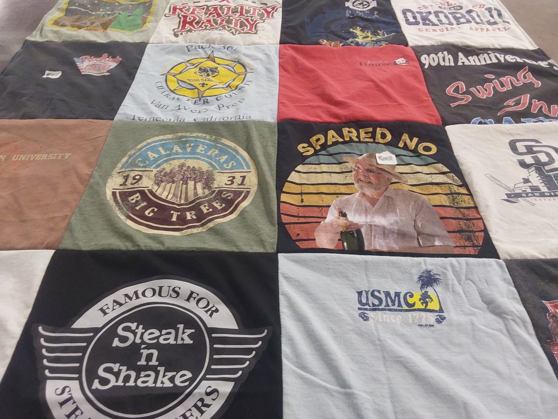 T-shirt quilt from sierra college by Laurence from CA