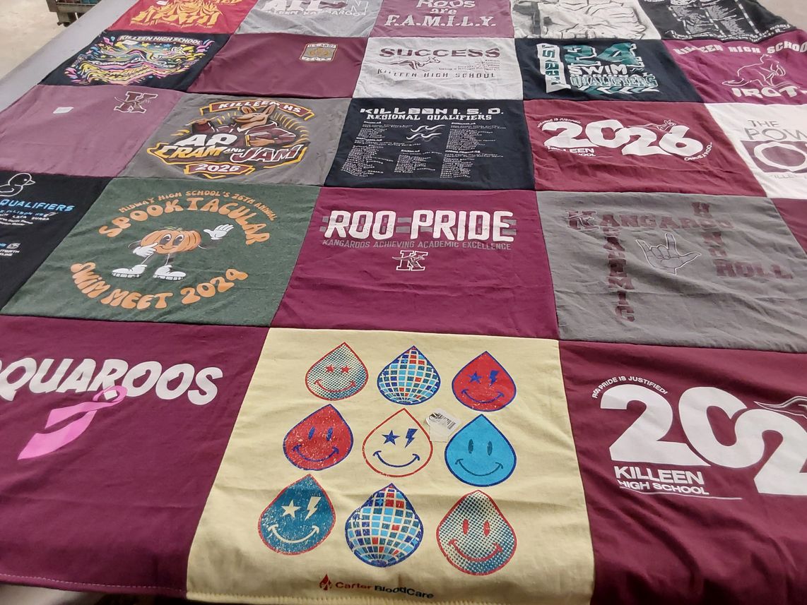 T-shirt quilt from killeen high school by Lizamara from TX