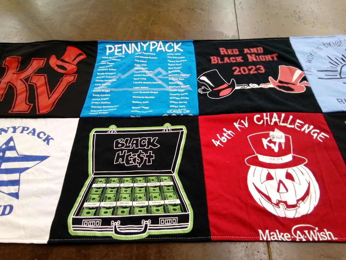 T-shirt quilt from pennypack by Leslie from PA