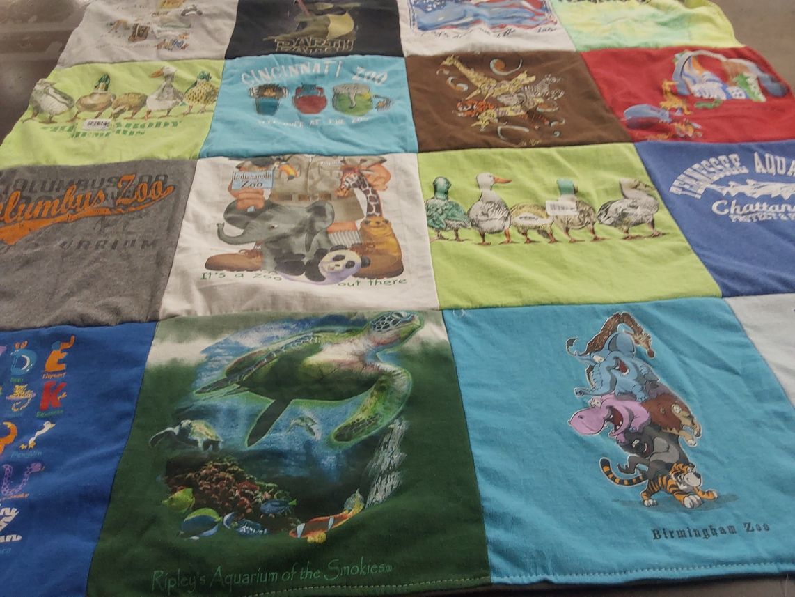 T-shirt quilt with zoos, aquariums themes by Jenny from KY