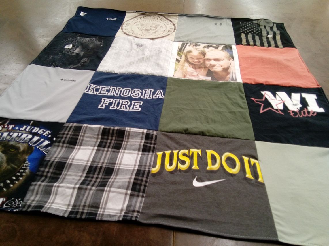 T-shirt quilt by Summer from CA