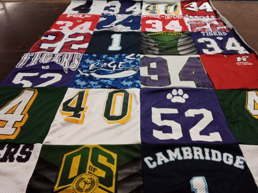 T-shirt quilt from cambridge university by Michael from GA
