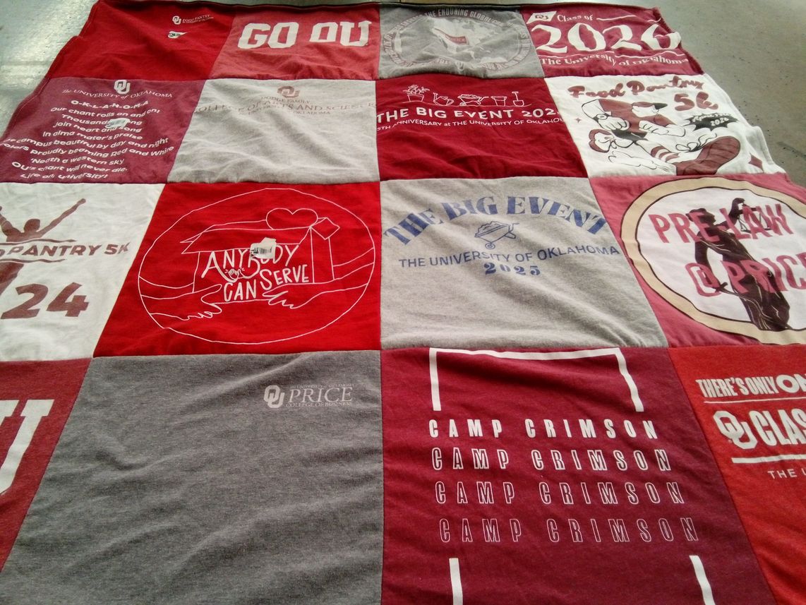 T-shirt quilt from university of oklahoma by Reese from TX
