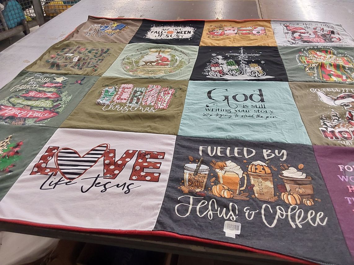 T-shirt quilt with faith, christmas themes by Linda from TX