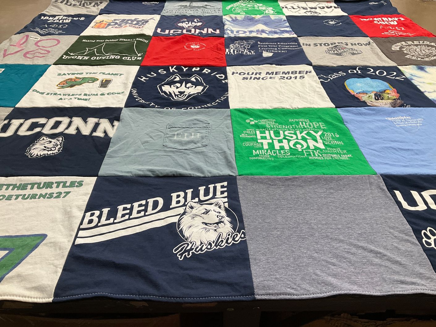 T-shirt quilt featuring huskies by Jayne from NY