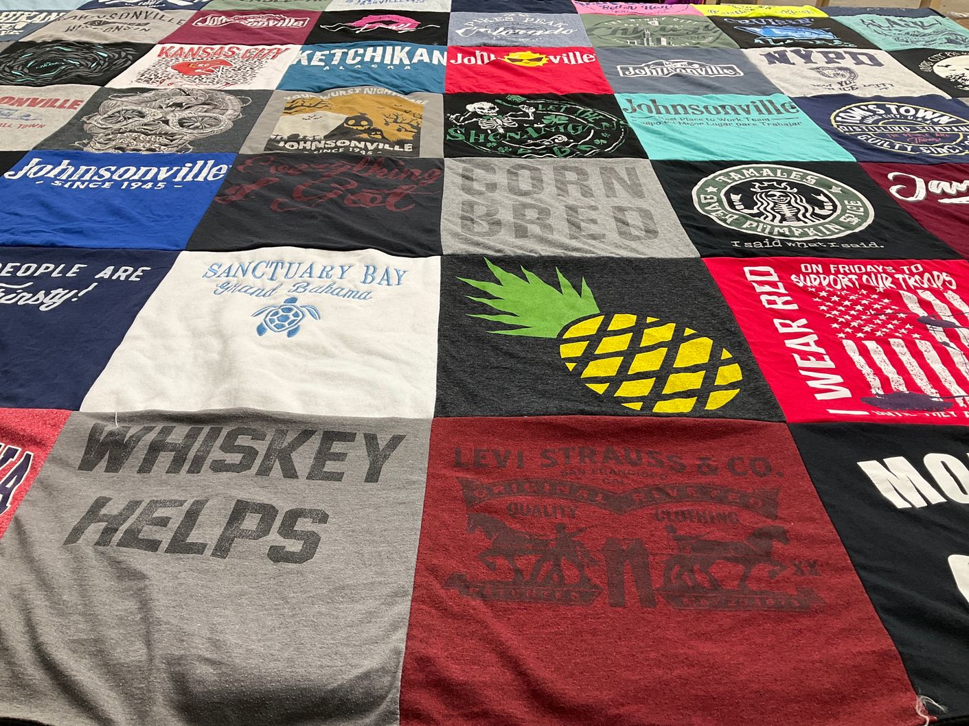 T-shirt quilt with whiskey, t-shirts themes by Lisa from KS