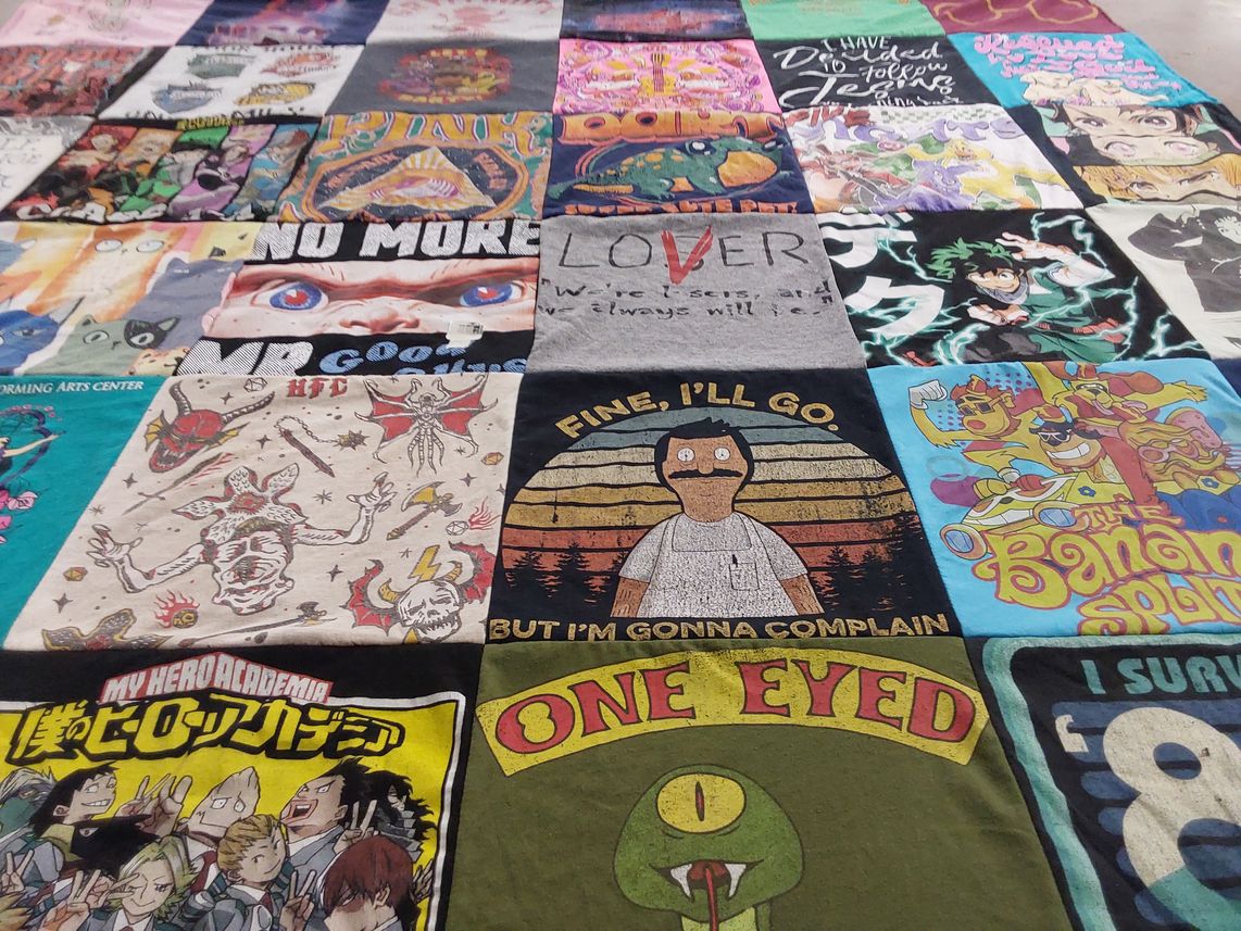 T-shirt quilt with anime, cartoons themes by Tiffany from MS