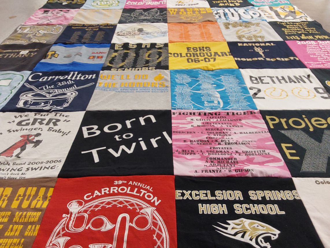 T-shirt quilt featuring fighting tigers by Bethany from KS