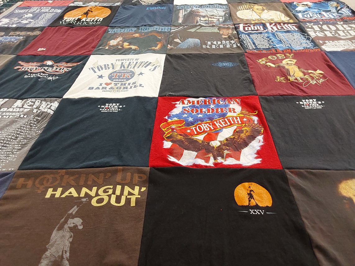 T-shirt quilt with country music themes by Jody from WA