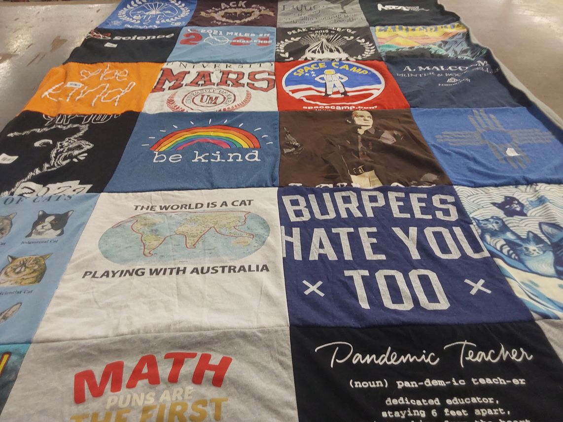 T-shirt quilt from university of mars by Susanne from CA