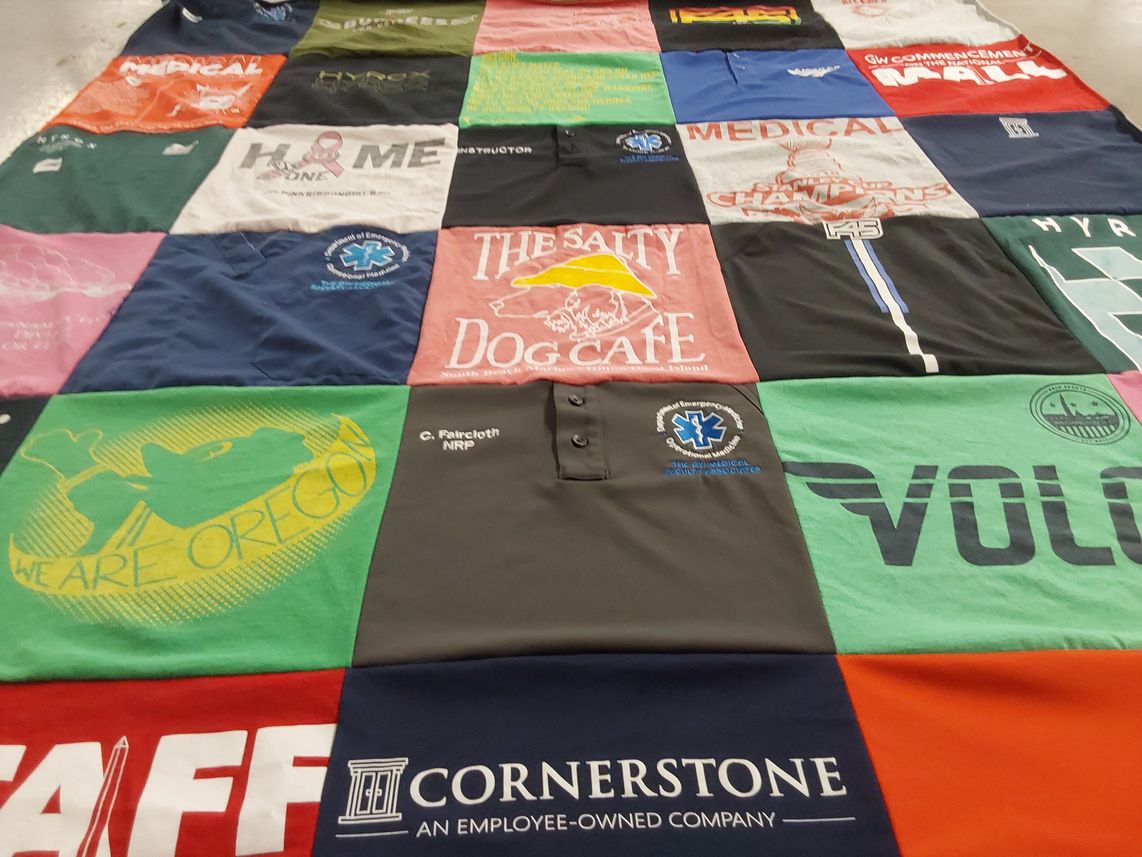 T-shirt quilt from university of oregon by Chris from DC