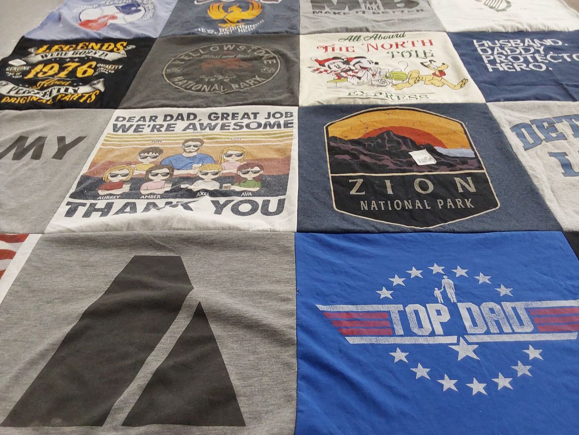 T-shirt quilt with national parks, family themes by Jennifer from FL
