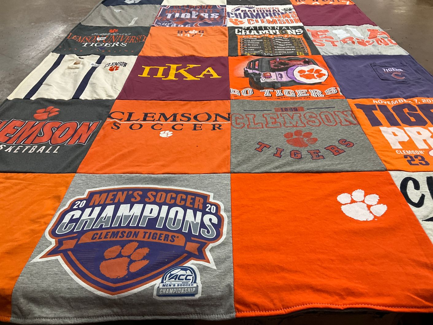 T-shirt quilt featuring clemson tigers by Lee from SC