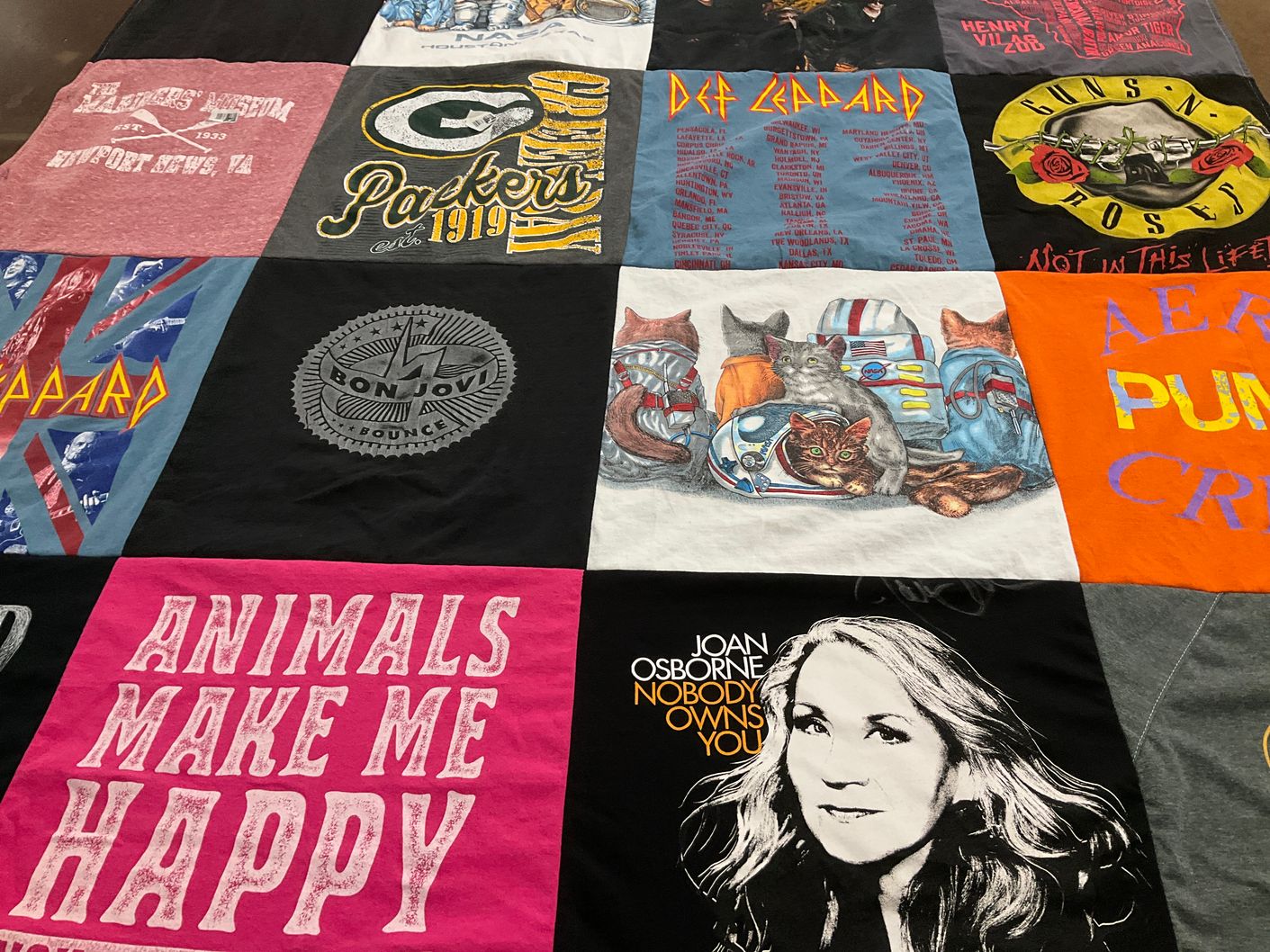 T-shirt quilt featuring green bay packers by Kristin from OH