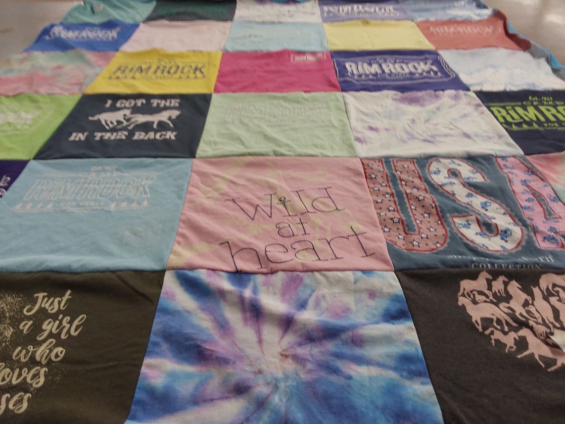 T-shirt quilt with horses, country themes by Shanna from VA