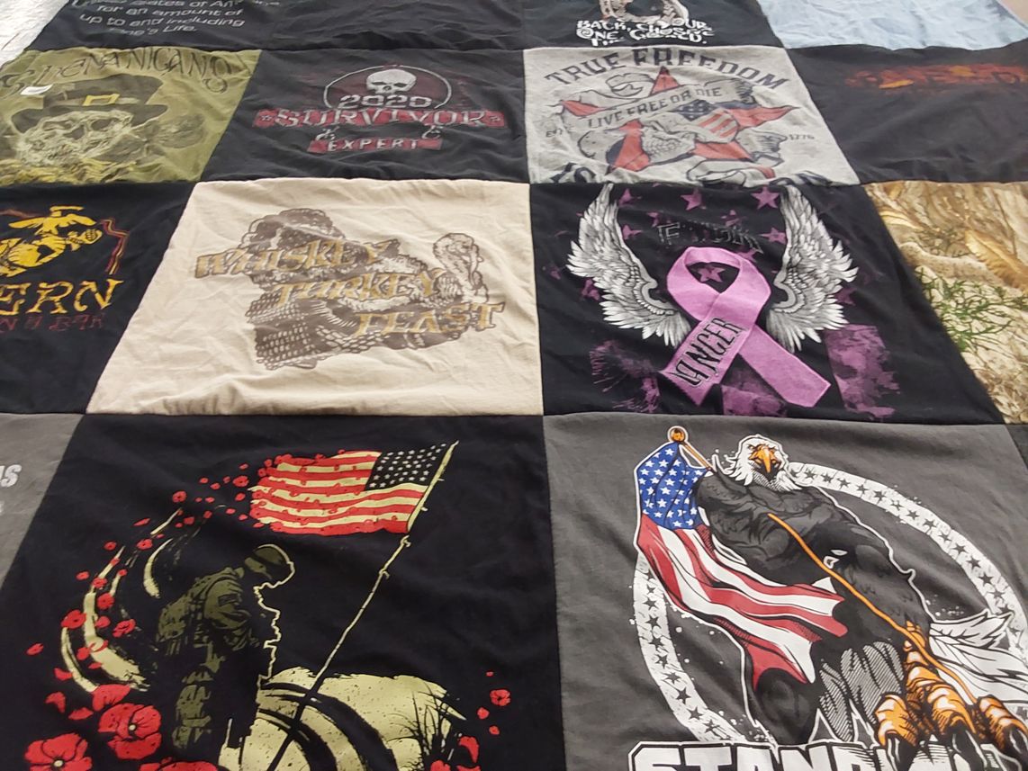T-shirt quilt with patriotism themes by Christina from CO