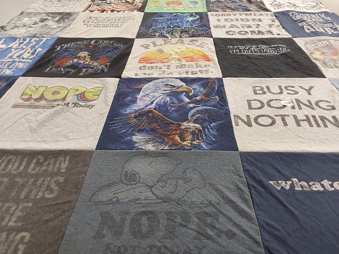 T-shirt quilt with humor, inspirational quotes themes by Shelley from UT