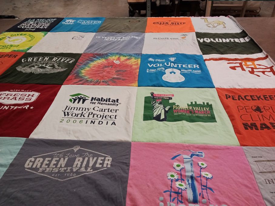T-shirt quilt with volunteering, community service themes by Emersyn from ME