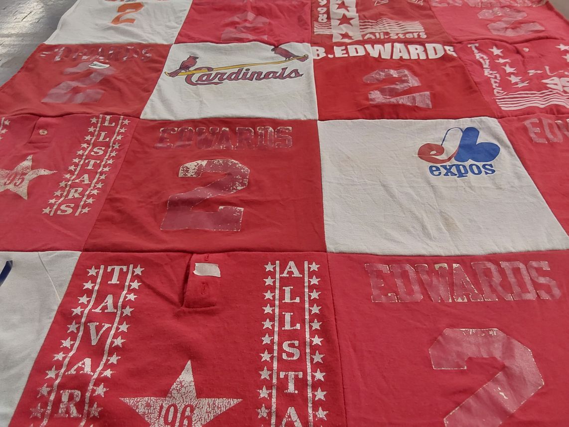 T-shirt quilt featuring cardinals, expos by Tiffany from VA