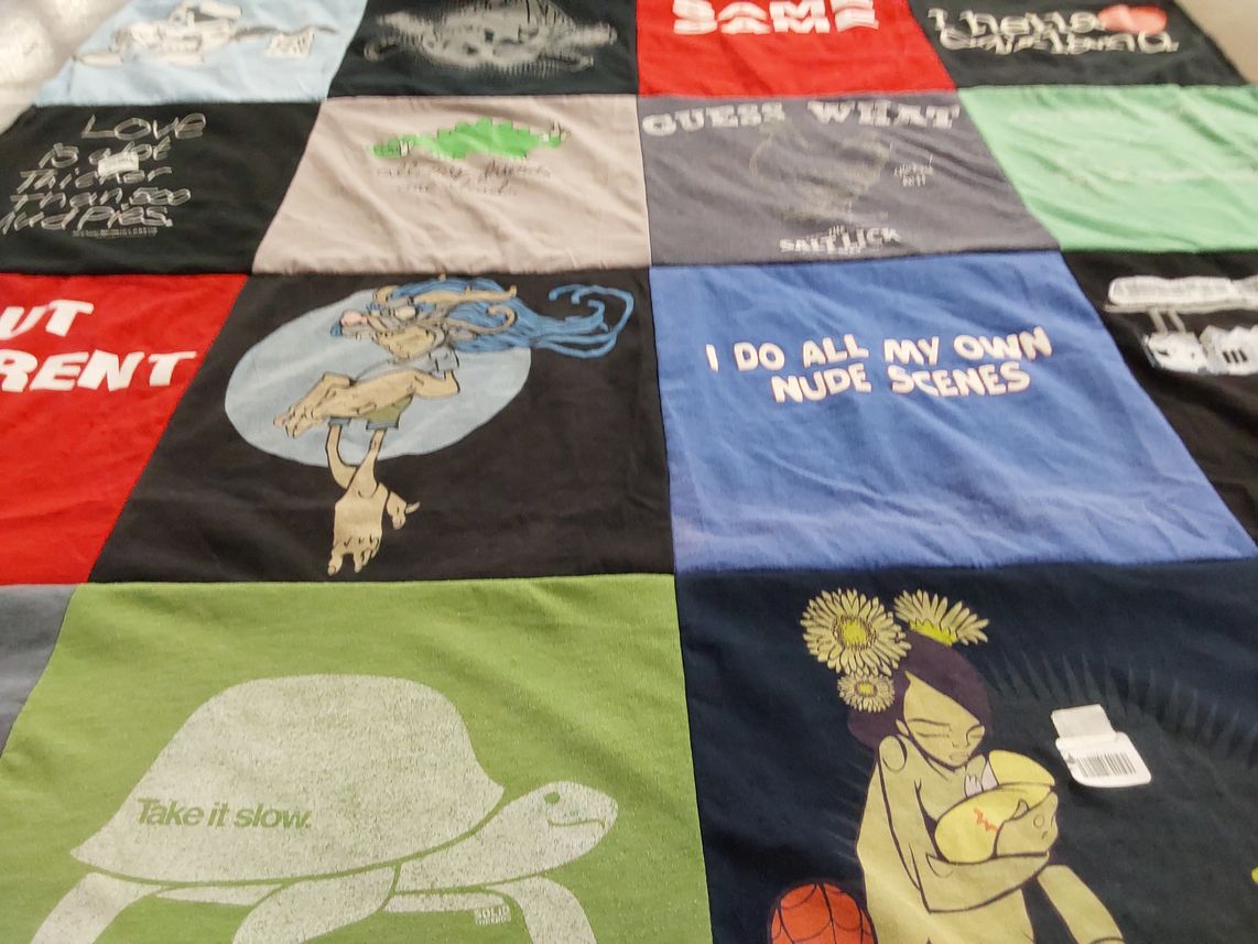 T-shirt quilt by Kenny from CA