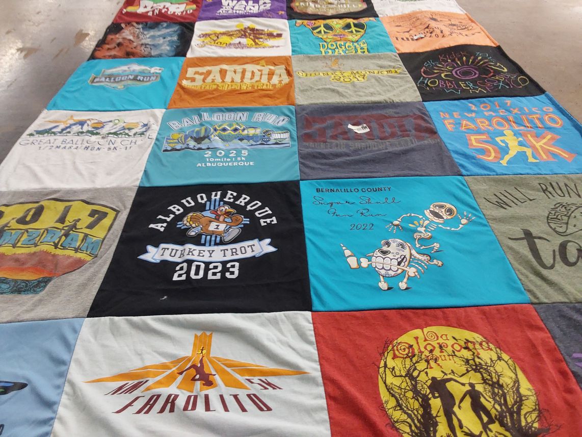 T-shirt quilt with running, festivals themes by Lydia from NM