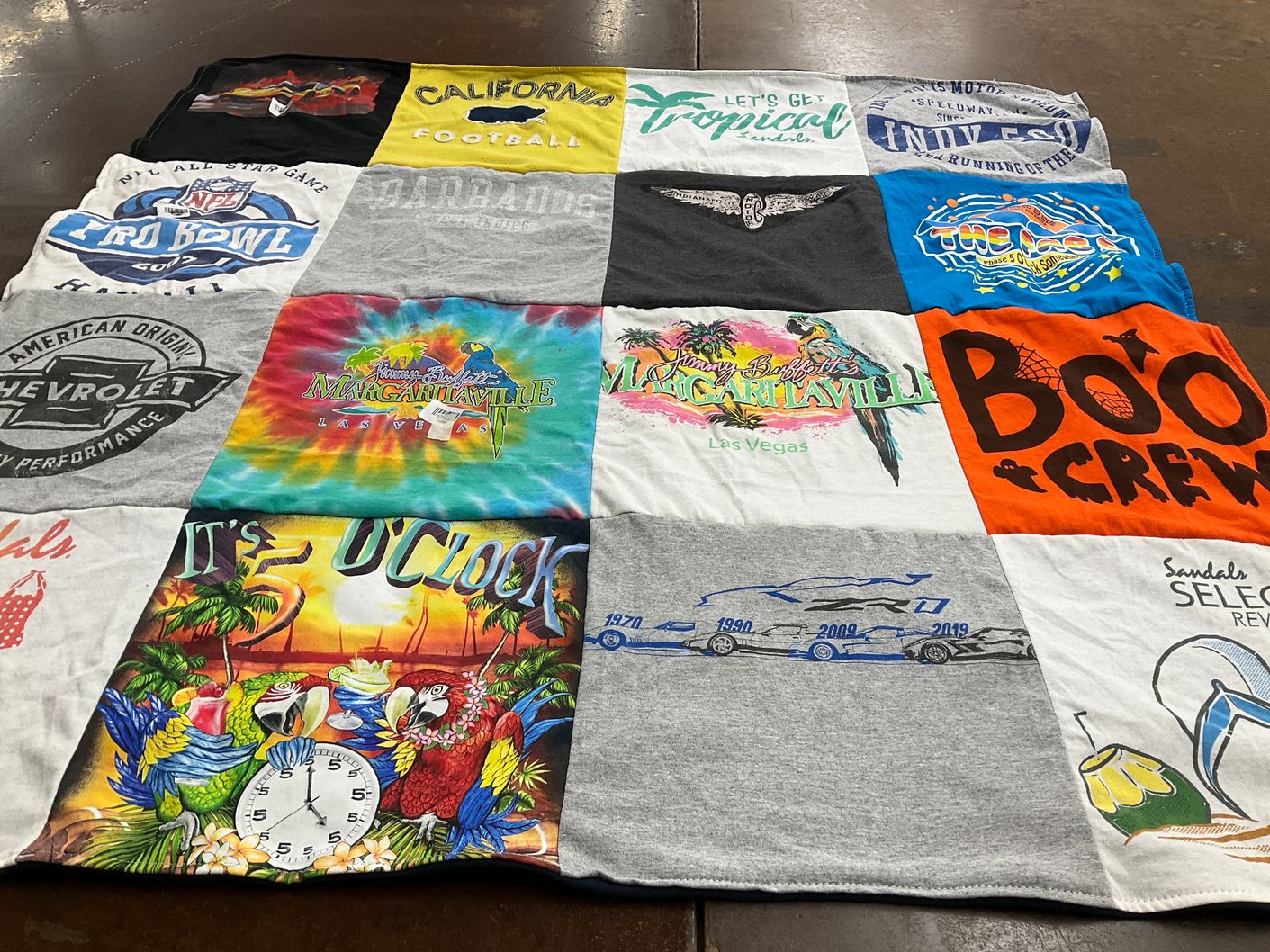 T-shirt quilt with travel, beach themes by Linda from CA