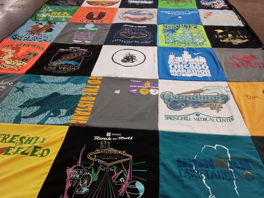 T-shirt quilt with running, marathons themes by July from CA